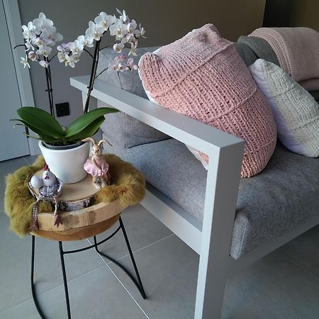 Vakantiewoning Mierzicht Met Prive Wellness Haspengouw Boekhout ภายนอก รูปภาพ