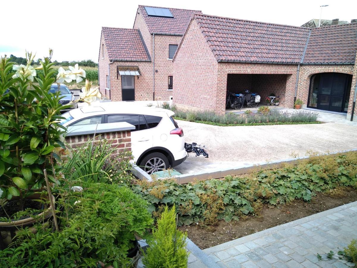 Vakantiewoning Mierzicht Met Prive Wellness Haspengouw Boekhout ภายนอก รูปภาพ